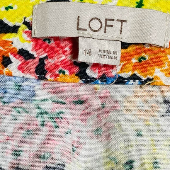LOFT Ruffle Floral Wrap Skirt - Picture 6 of 7